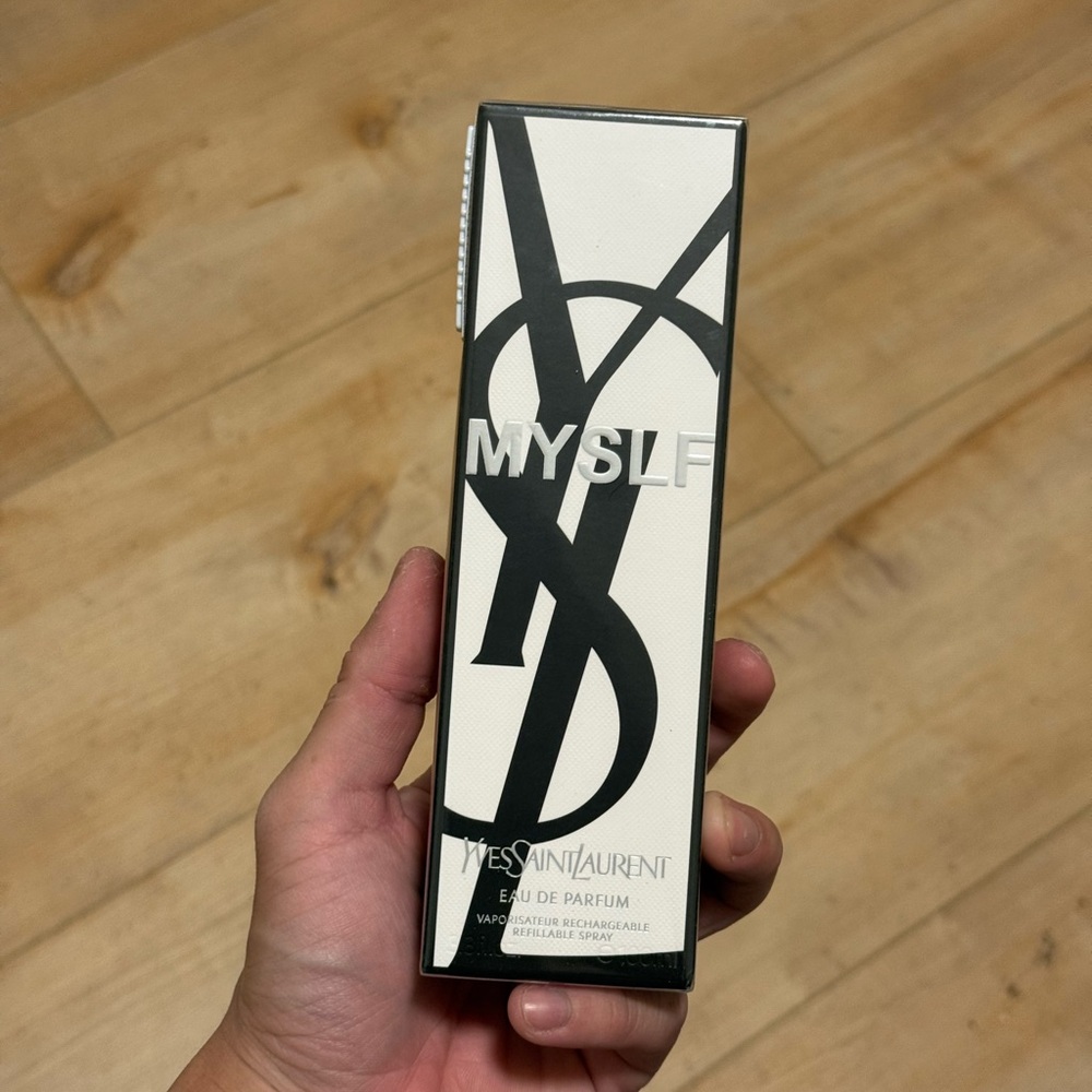 Yves Saint Laurent MYSLF Scent Spray bottle